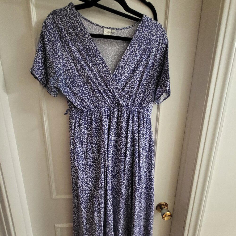 Twik by Simons | Blue & White Floral V-Neck Maxi Dress - Size M